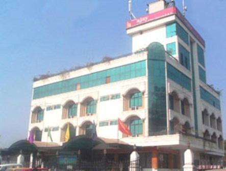 Hotel Ajay International Allahabad Esterno foto